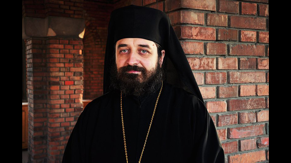 (Video) Arhim. Nichifor Horia – Meditație de seară la Sfintele Taine