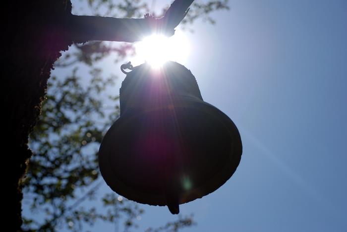 „Când veţi reveni clopotele vor bate şi-mi vor cânta veşnica pomenire”