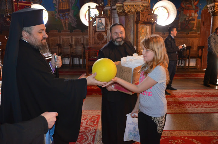 Etapa Eparhiei Devei a concursului „Sfânta Euharistie - lumina vieţii creştine”