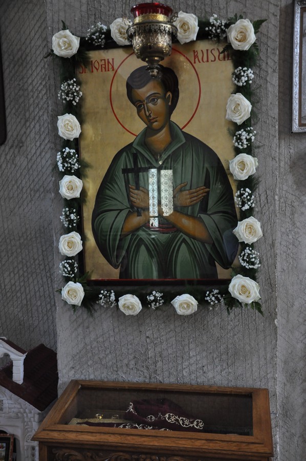 „Ne bucurăm pentru că în biserica noastră se află brâul şi fesul Sfântului Ioan Rusul“