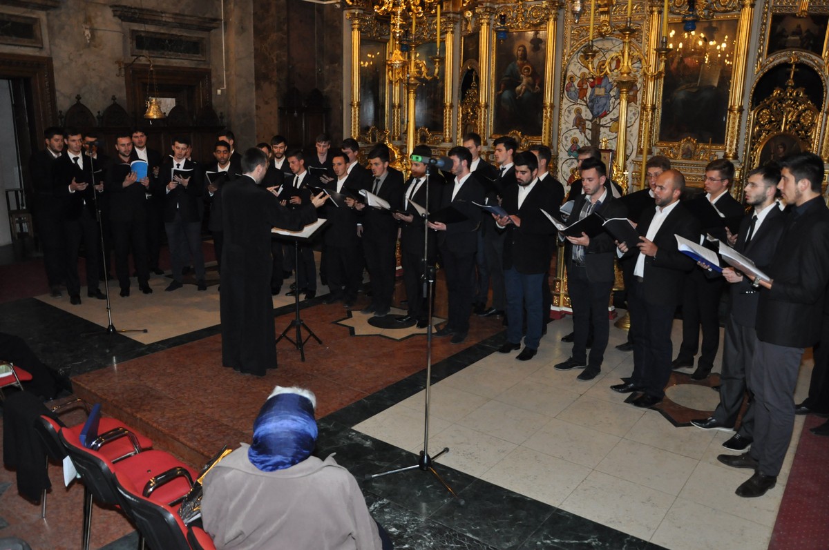 Foto: Constantin Ciofu Buchet de cântări psaltice la Catedrala mitropolitană din Iaşi