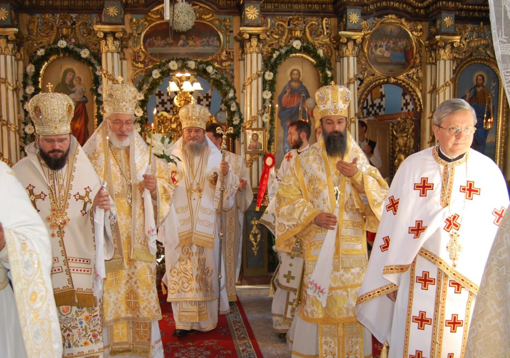 200 de ani de la zidirea bisericii din Sân-Mihai (Lokve) din Serbia (GALERIE FOTO) 200 de ani de la zidirea bisericii din Sân-Mihai (Lokve) din Serbia (GALERIE FOTO)