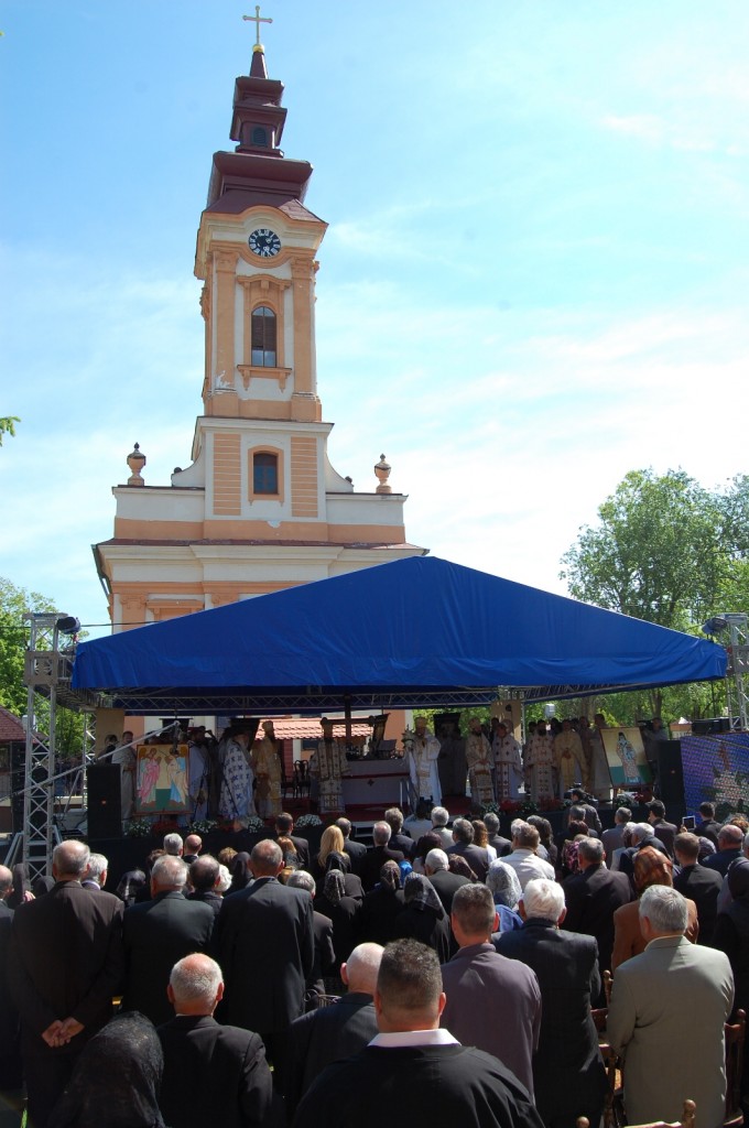 200 de ani de la zidirea bisericii din Sân-Mihai (Lokve) din Serbia (GALERIE FOTO) 200 de ani de la zidirea bisericii din Sân-Mihai (Lokve) din Serbia (GALERIE FOTO)
