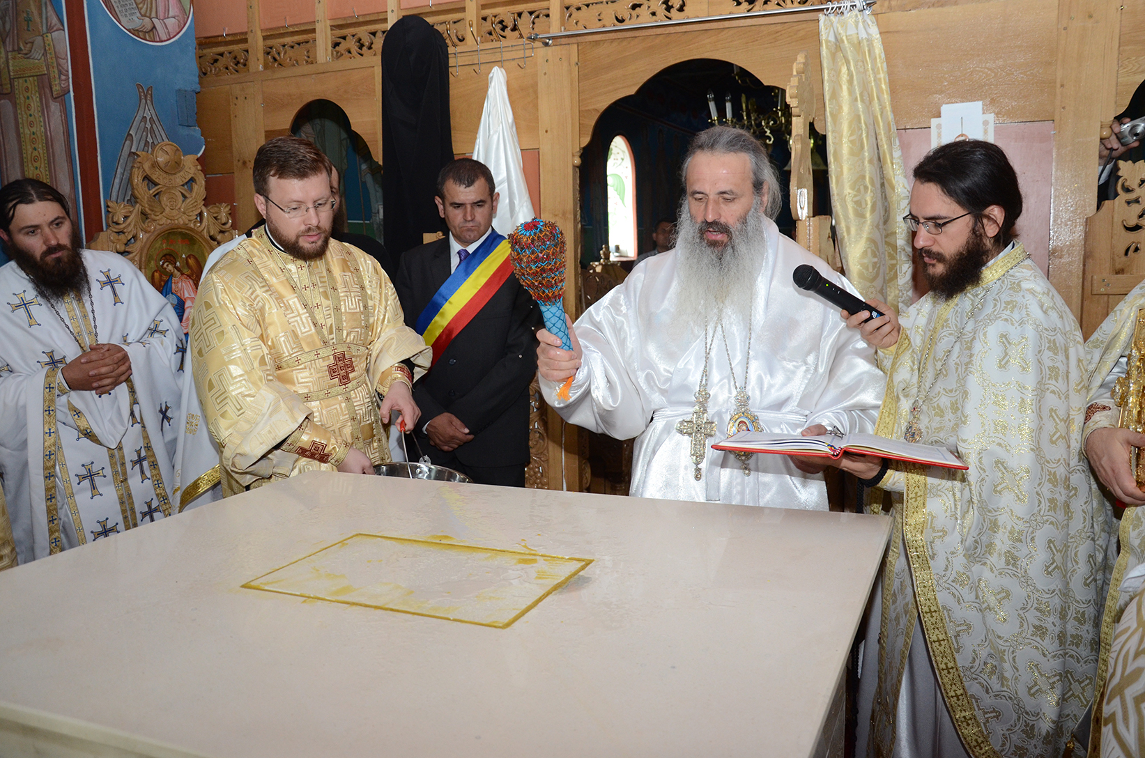 Biserica Mănăstirii Şoldana, sfinţită de IPS Părinte Teofan