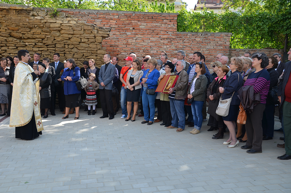 Primul centru de zi pentru persoane cu deficienţe de auz şi vorbire din regiunea Moldovei