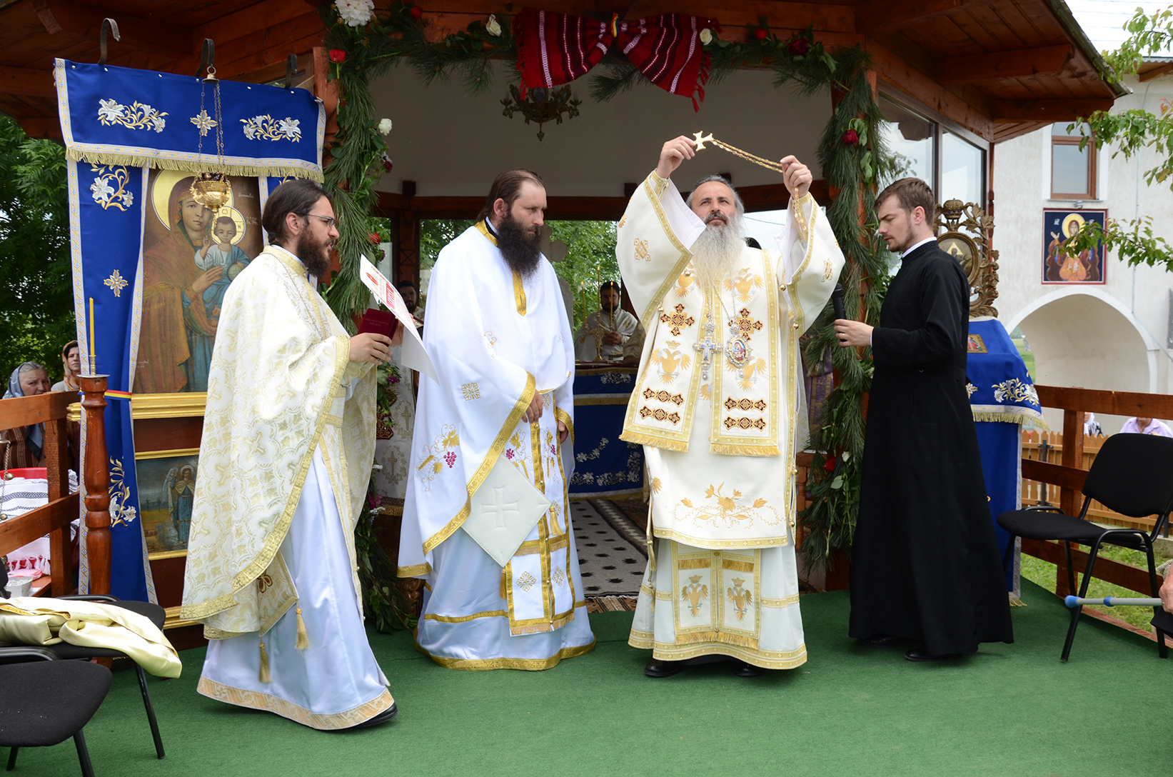 Biserica Mănăstirii Şoldana, sfinţită de IPS Părinte Teofan