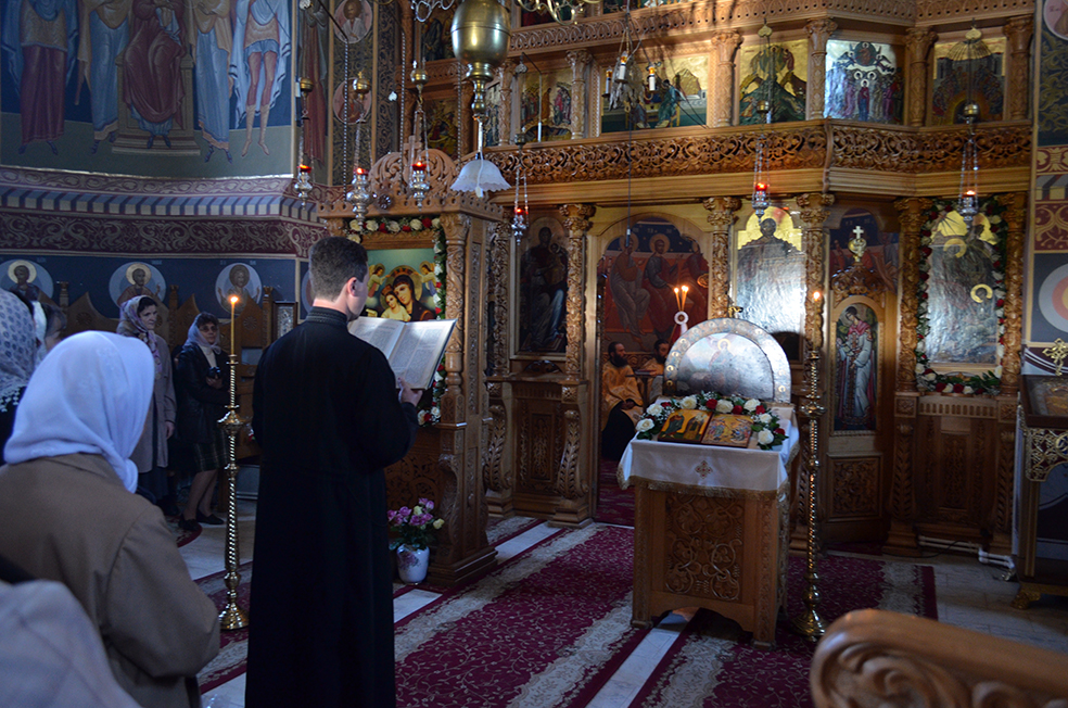 Priveghere arhierească la hramul Mănăstirii Vlădiceni