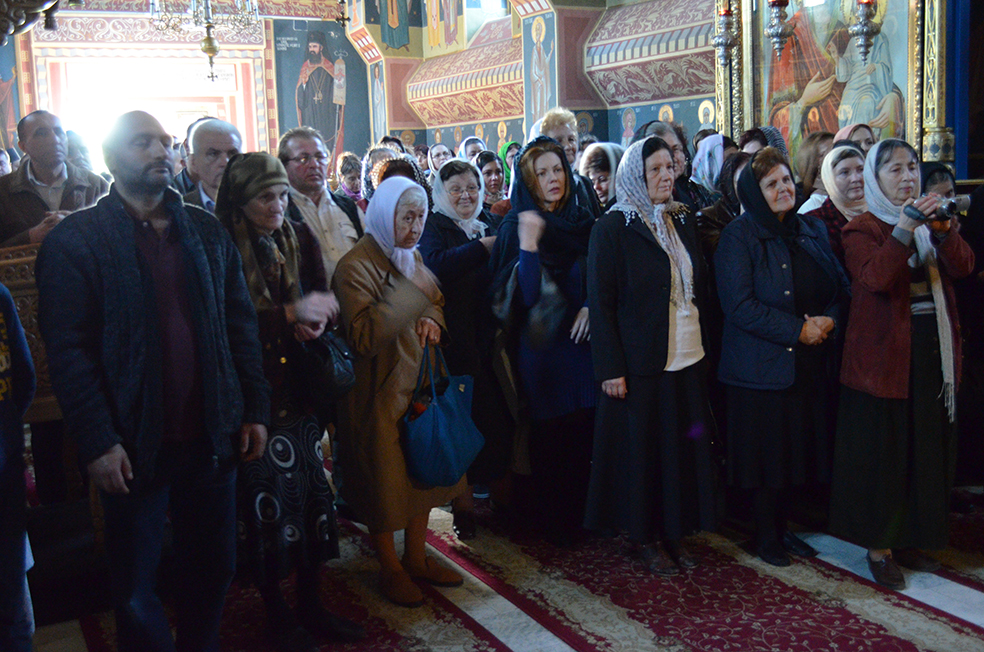 Priveghere arhierească la hramul Mănăstirii Vlădiceni