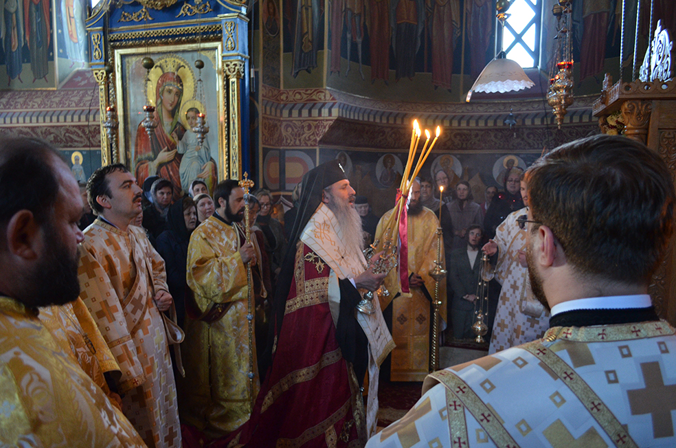 Priveghere arhierească la hramul Mănăstirii Vlădiceni