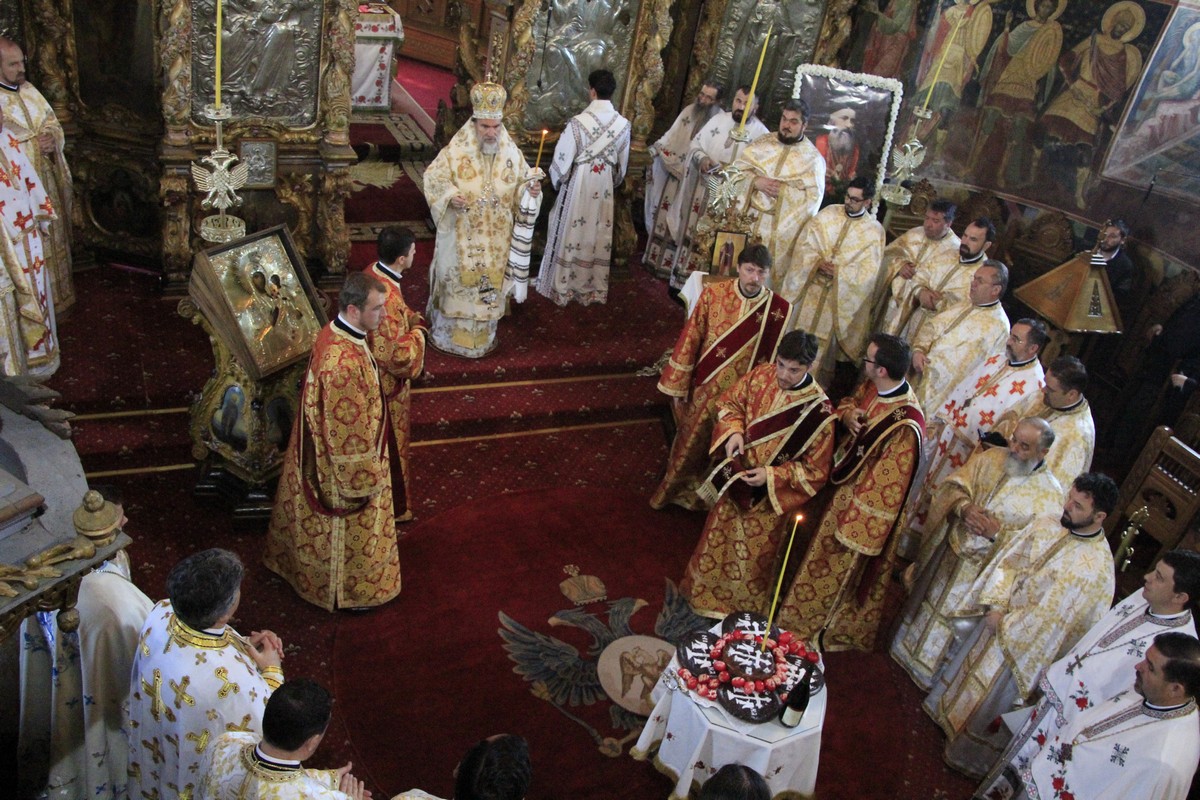 Melchisedec Ştefănescu, comemorat la Roman