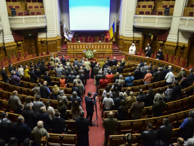 Conferinţa Naţională Unitate dogmatică şi specific naţional în pictura bisericească, la Palatul Patriarhiei