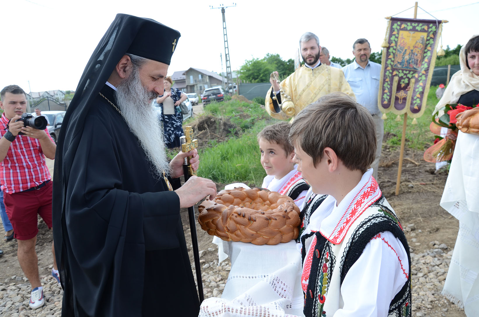 „Drumul care nu duce la biserică nu duce nicăieri“