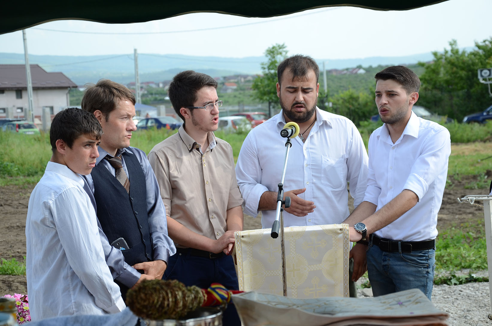 „Drumul care nu duce la biserică nu duce nicăieri“