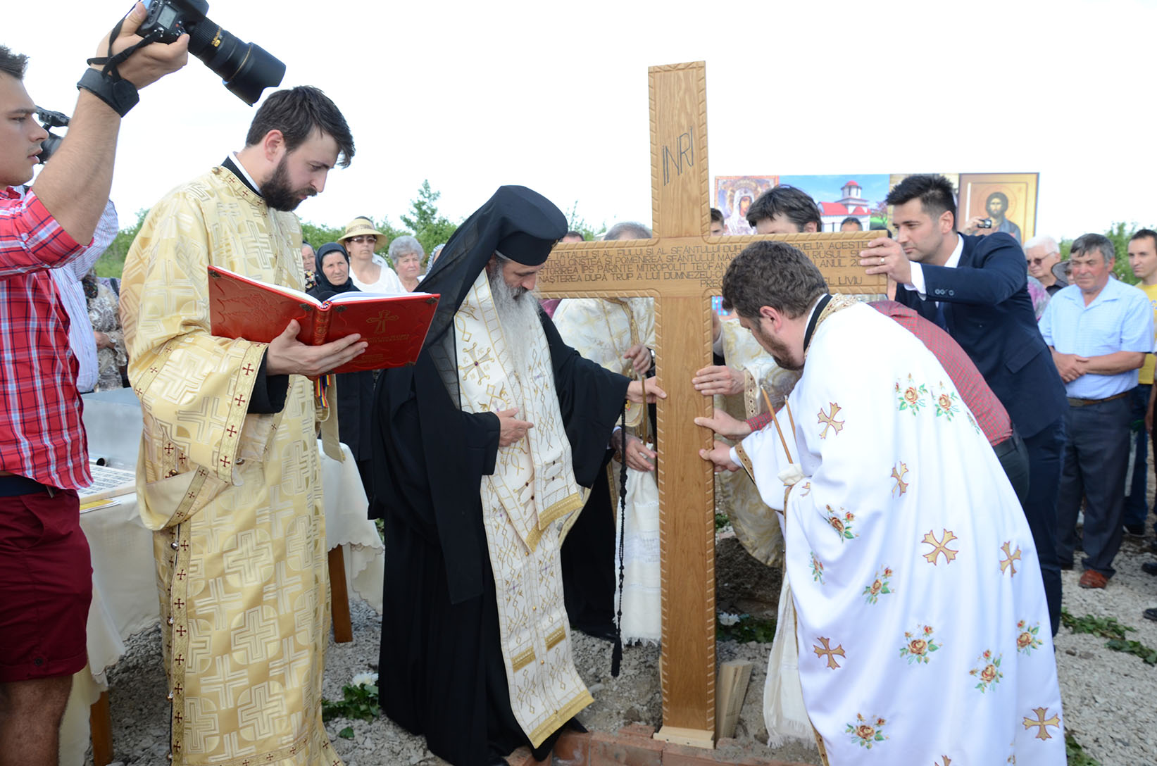 „Drumul care nu duce la biserică nu duce nicăieri“