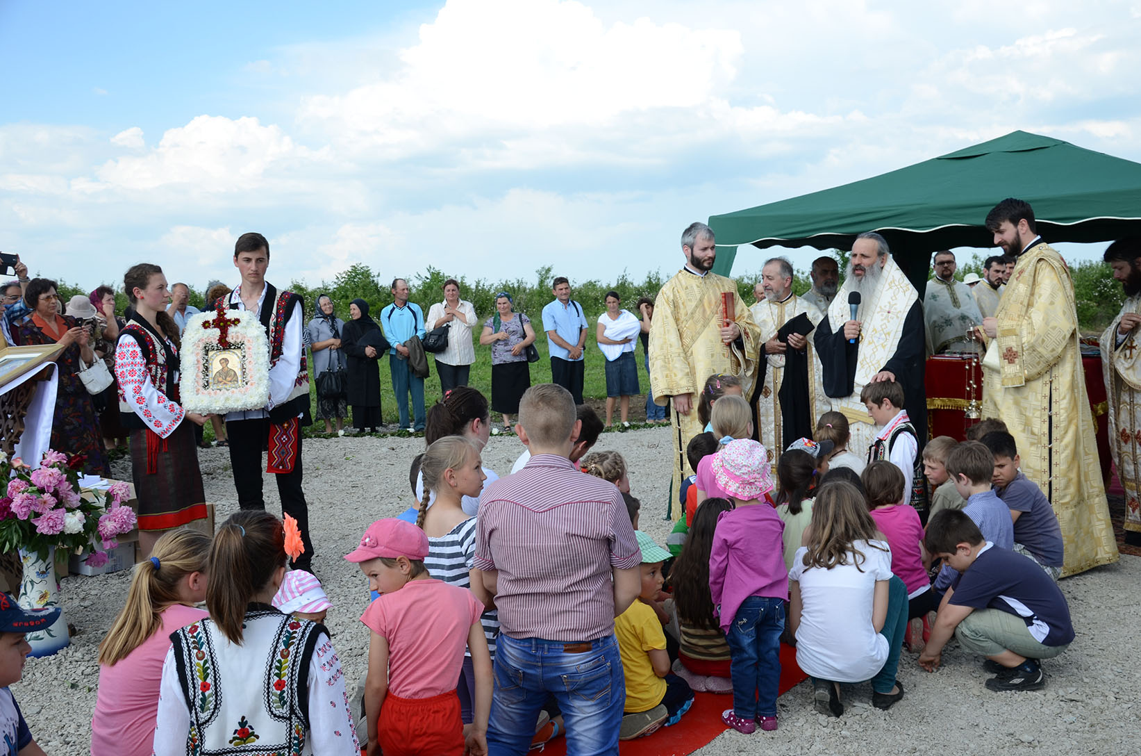 „Drumul care nu duce la biserică nu duce nicăieri“