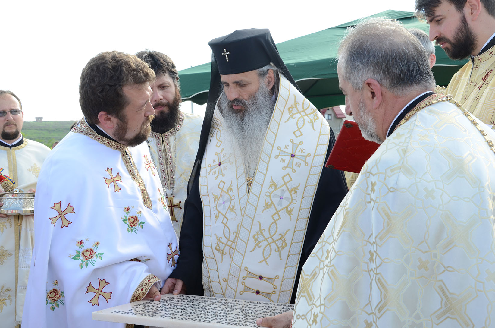 „Drumul care nu duce la biserică nu duce nicăieri“