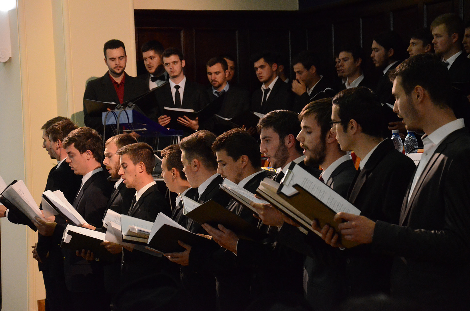 „Trăirea filocalică duce spre comuniunea euharistică“