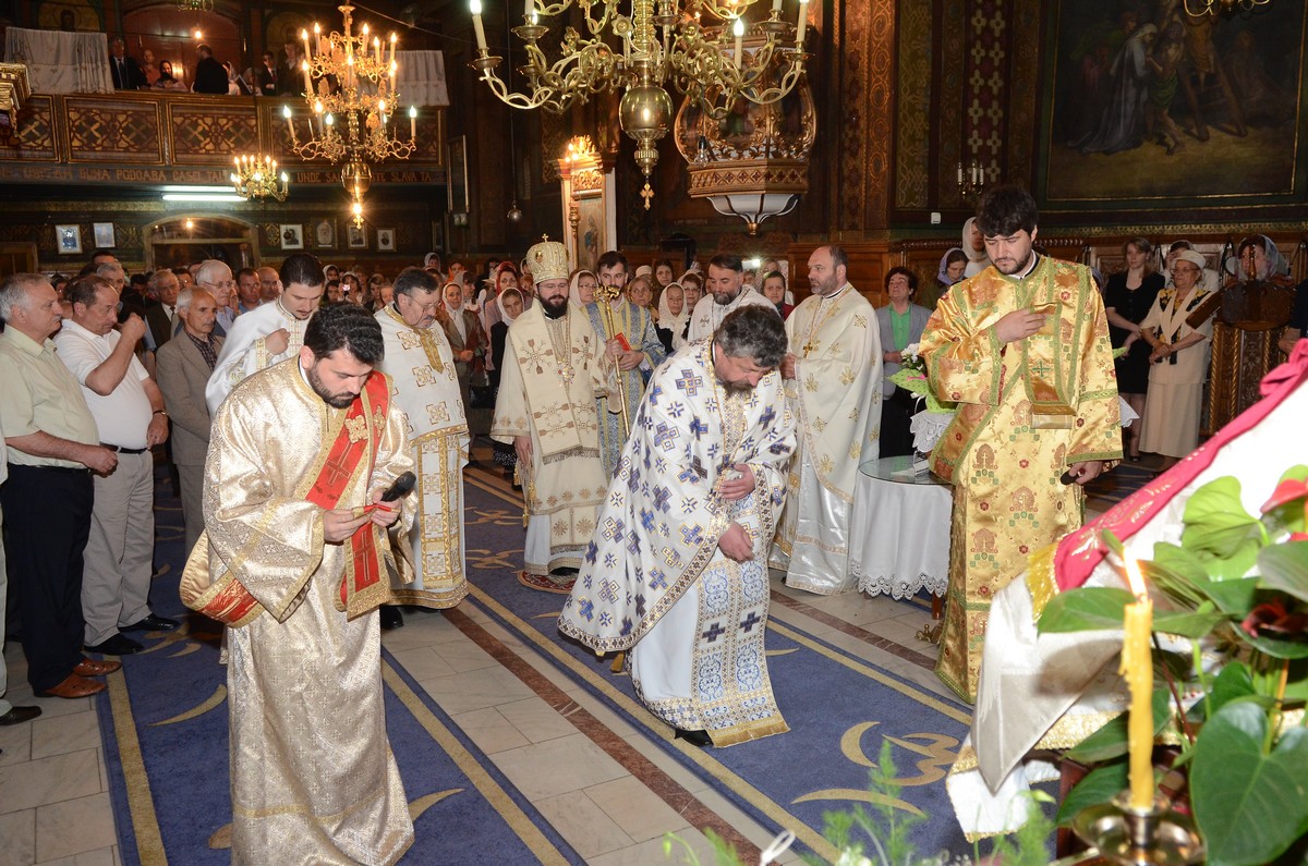 „Liturghie înălţătoare“ în Parohia Mărăţei 1