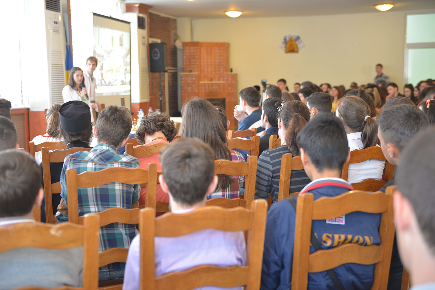 300 de elevi, la întâlnirea „Tânărul ieşean” (GALERIE FOTO)