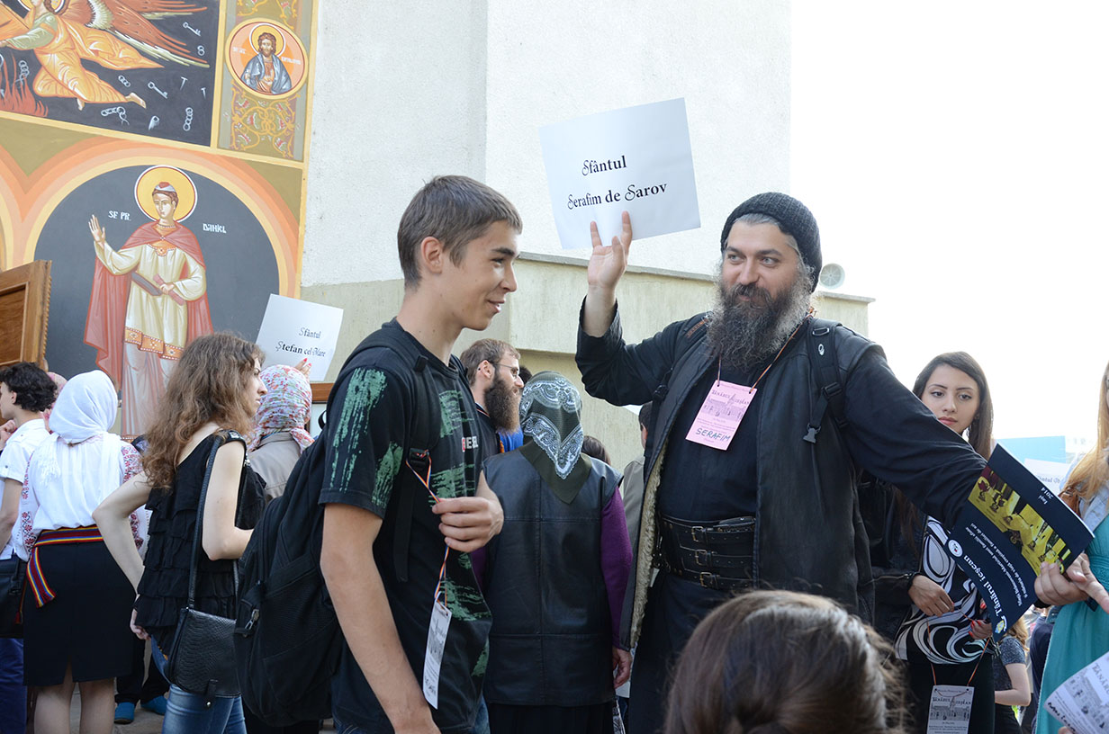 300 de elevi, la întâlnirea „Tânărul ieşean” (GALERIE FOTO)