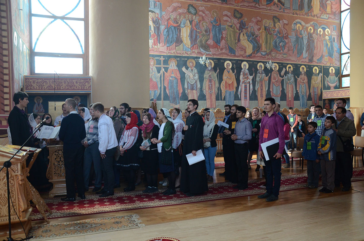 300 de elevi, la întâlnirea „Tânărul ieşean” (GALERIE FOTO)