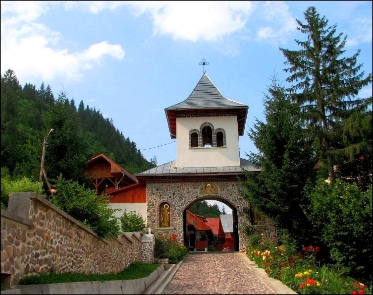 Teme-te de Dumnezeu în orice gând al tău