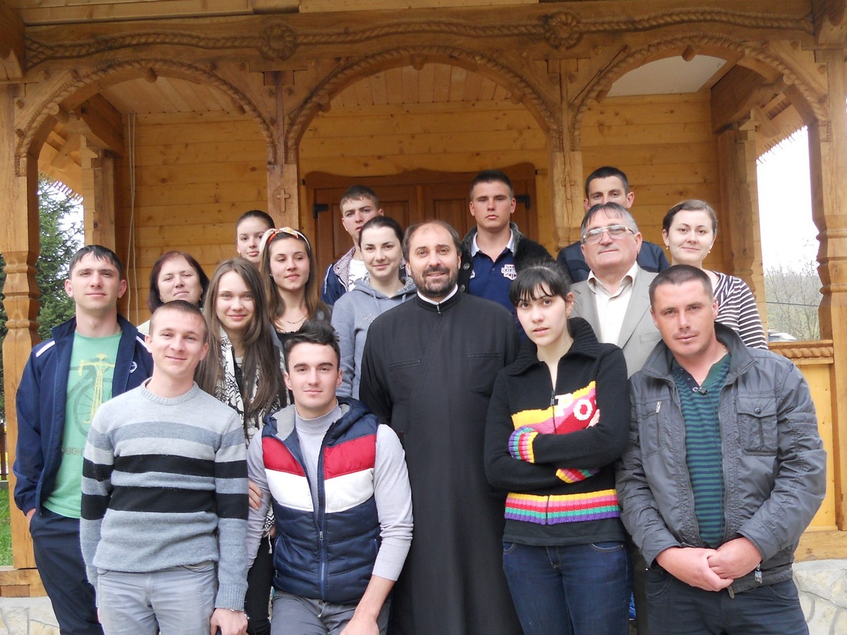 Liceeni din Republica Moldova, oaspeţi ai Centrului „Vestitorii bucuriei“ - Bălţăteşti