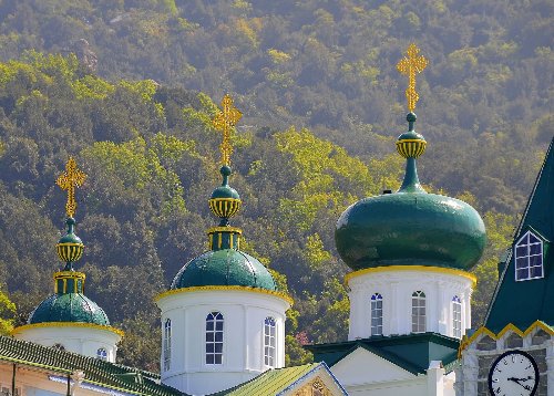 Defăimă pe cele stricăcioase şi vremelnice, ca să dobândeşti pe cele cereşti şi veşnice!