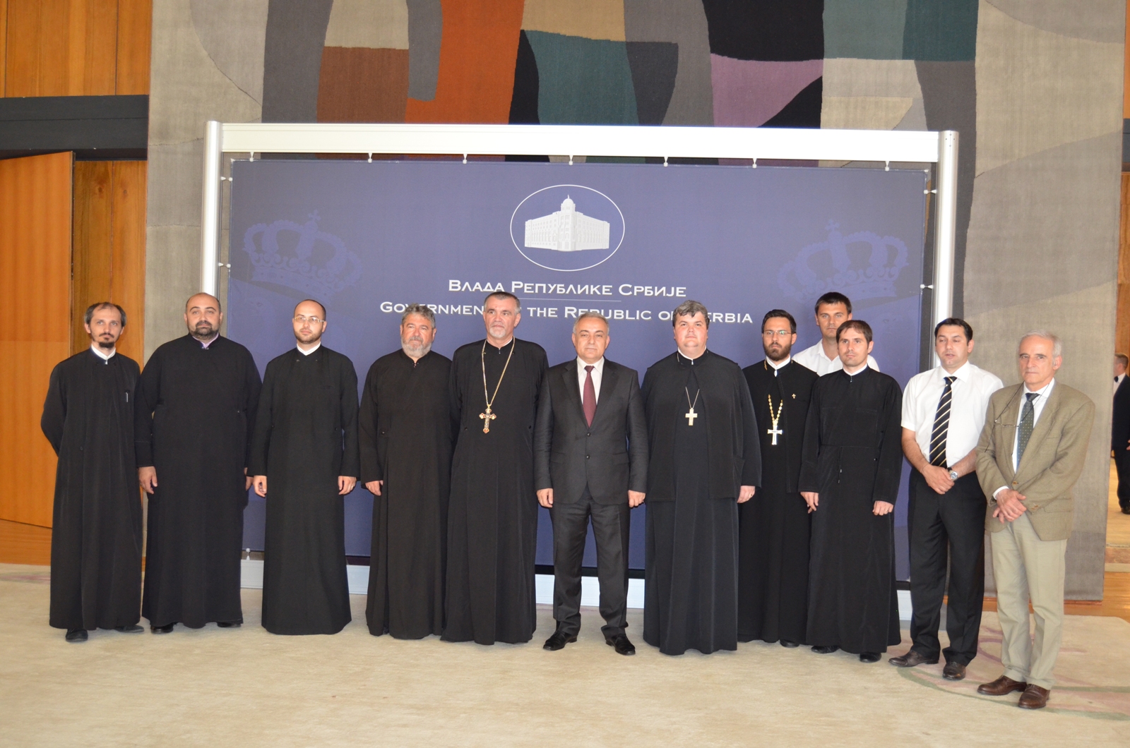 Ajutoare pentru persoanele sinistrate din Serbia