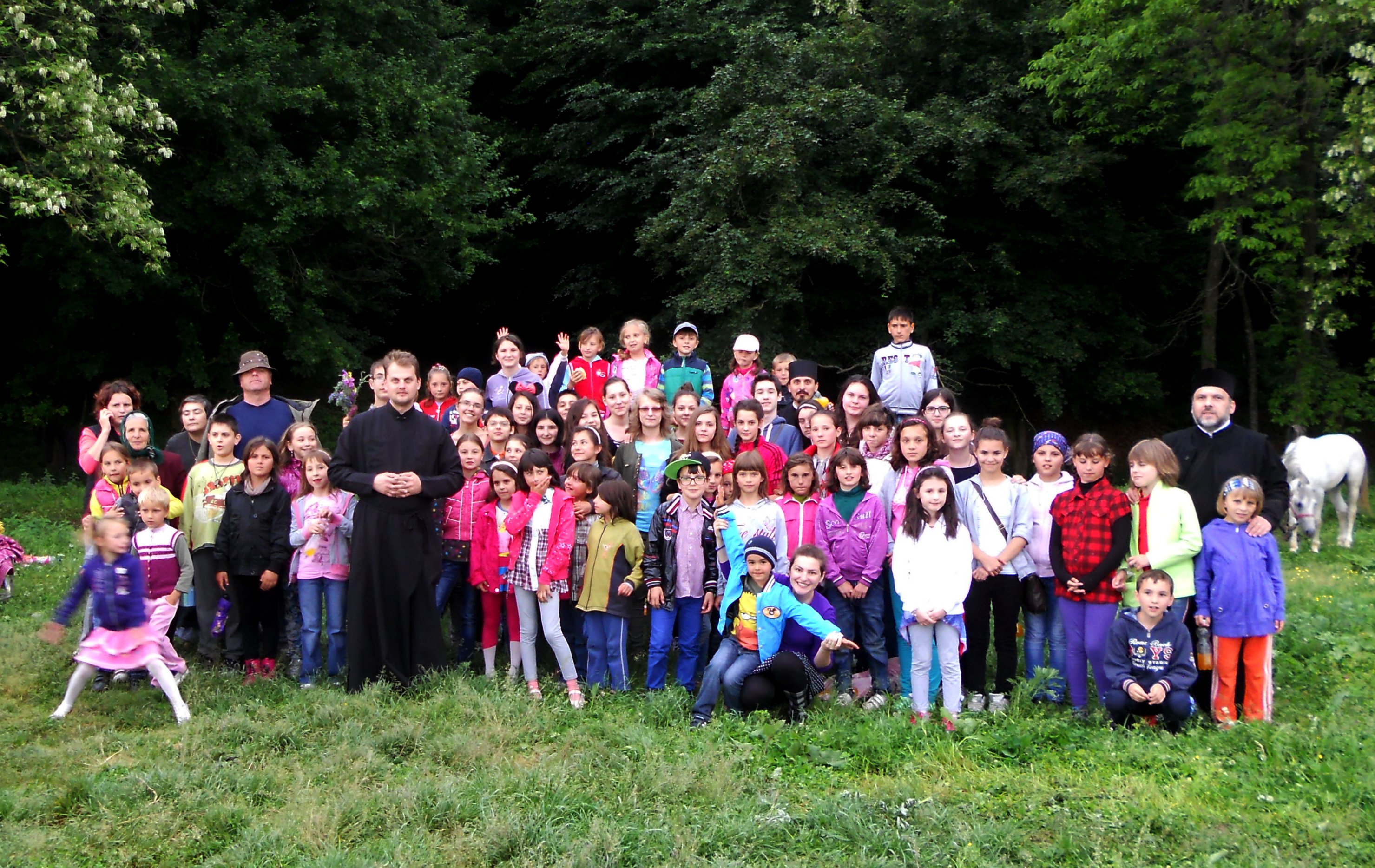 „Ziua copilăriei în pridvorul satului Cut“