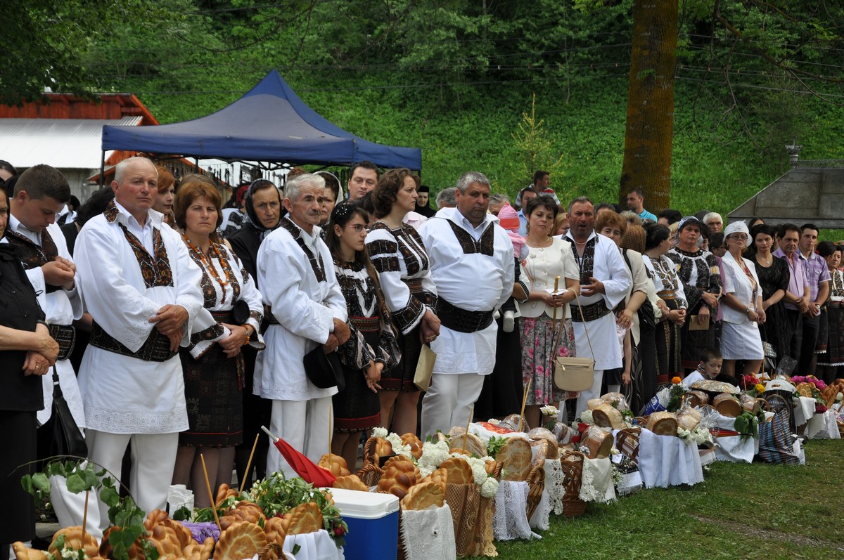 „Ziua Sfintei Treimi este sărbătoarea supremă a sufletului nostru“