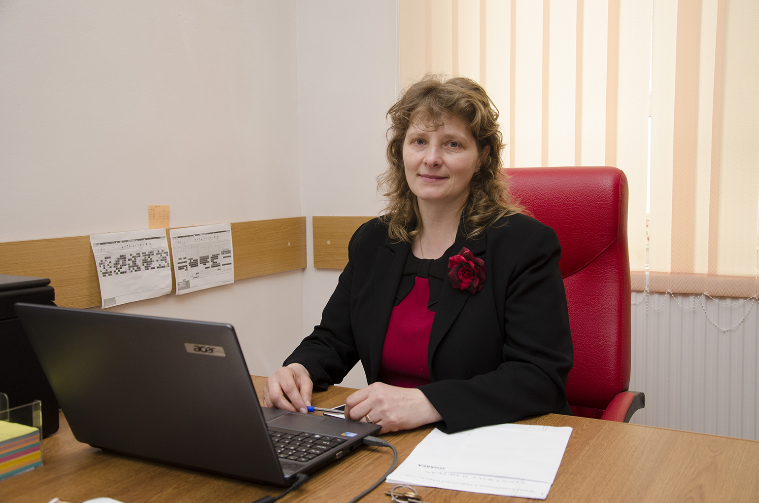 Sunet de toacă şi paradă de costume populare, în oraşul Hârlău