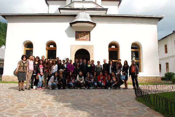 Congresul tinerilor din Arhiepiscopia Craiovei, la cea de a X-a ediţie Congresul tinerilor din Arhiepiscopia Craiovei, la cea de a X-a ediţie