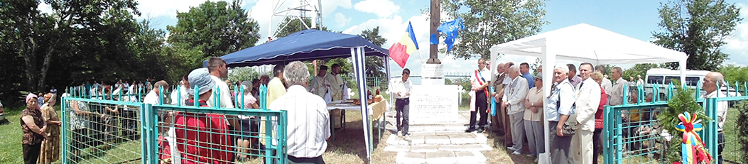 Slujbă de pomenire a eroilor la Stânca-Roznovanu