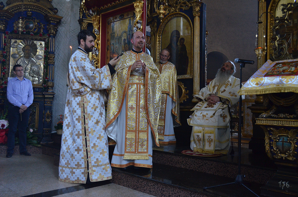 „Deşi Dumnezeu ştie că L-am trădat de atâtea ori, El nu ne întoarce spatele“