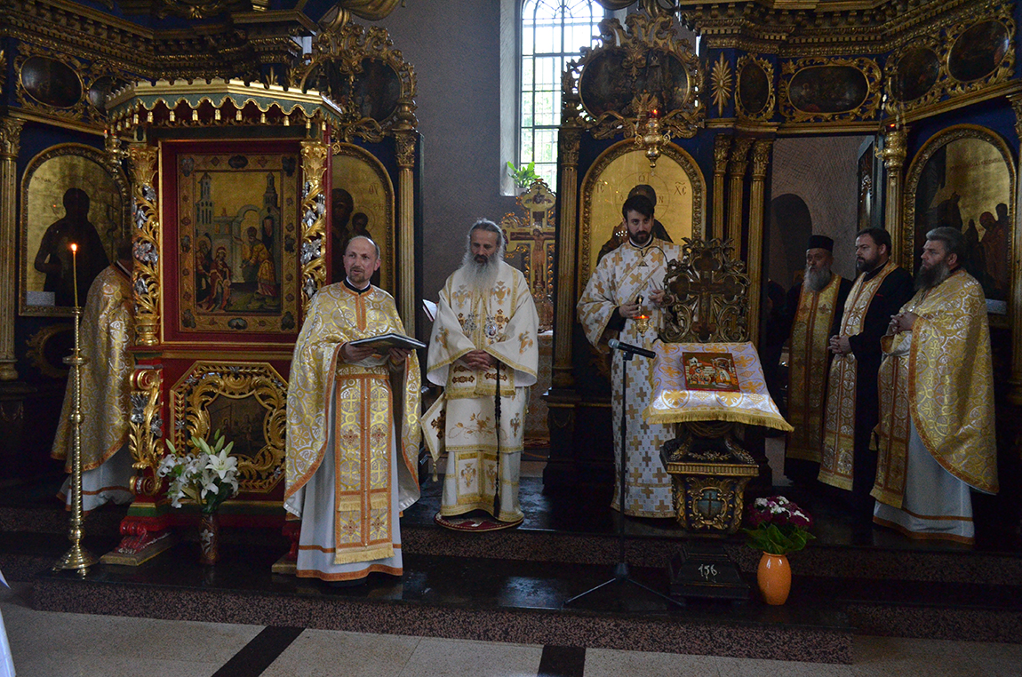 „Deşi Dumnezeu ştie că L-am trădat de atâtea ori, El nu ne întoarce spatele“