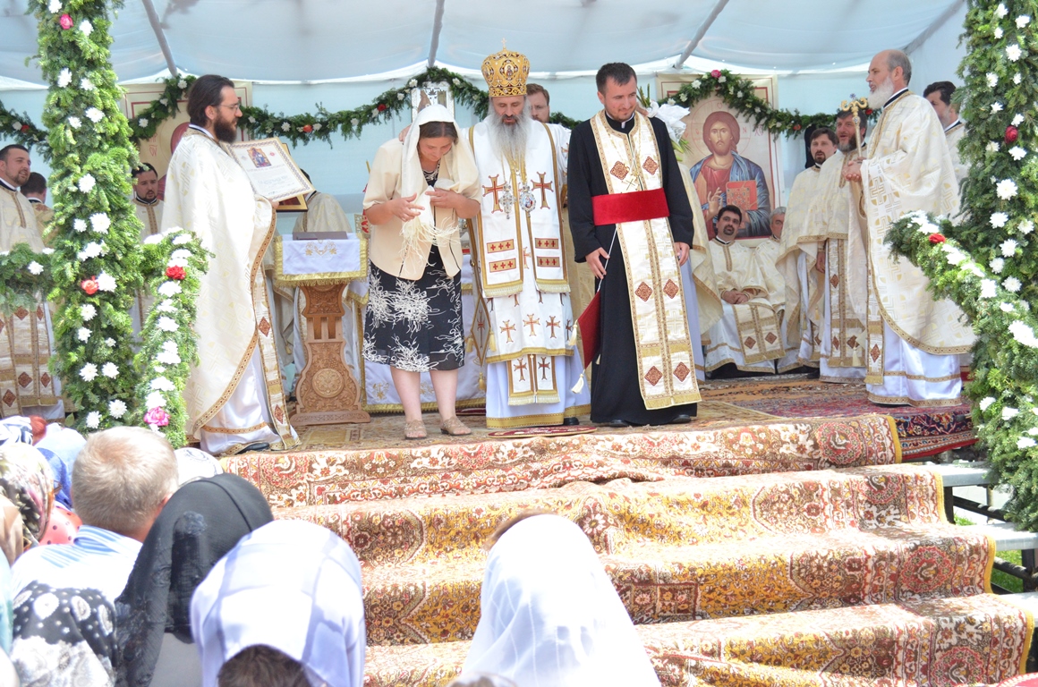 Sfințire de biserică în Duminica Tuturor Sfinților