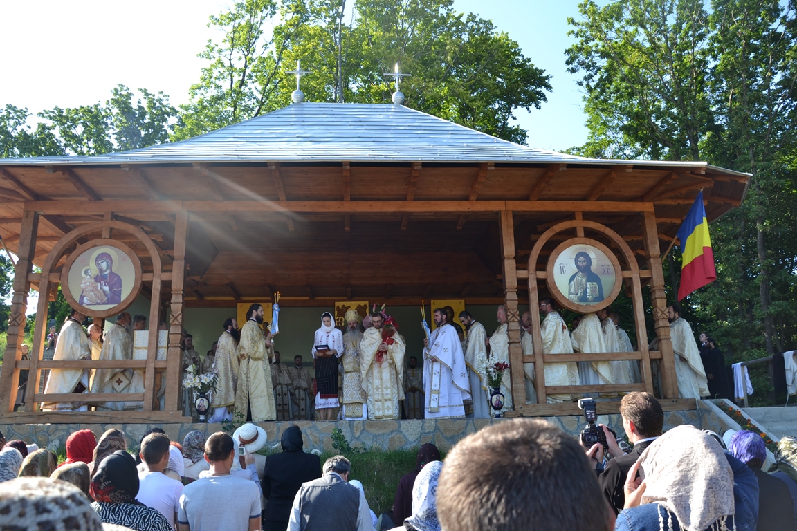 Pe drumul vieții, întăriți duhovnicește Pe drumul vieții, întăriți duhovnicește