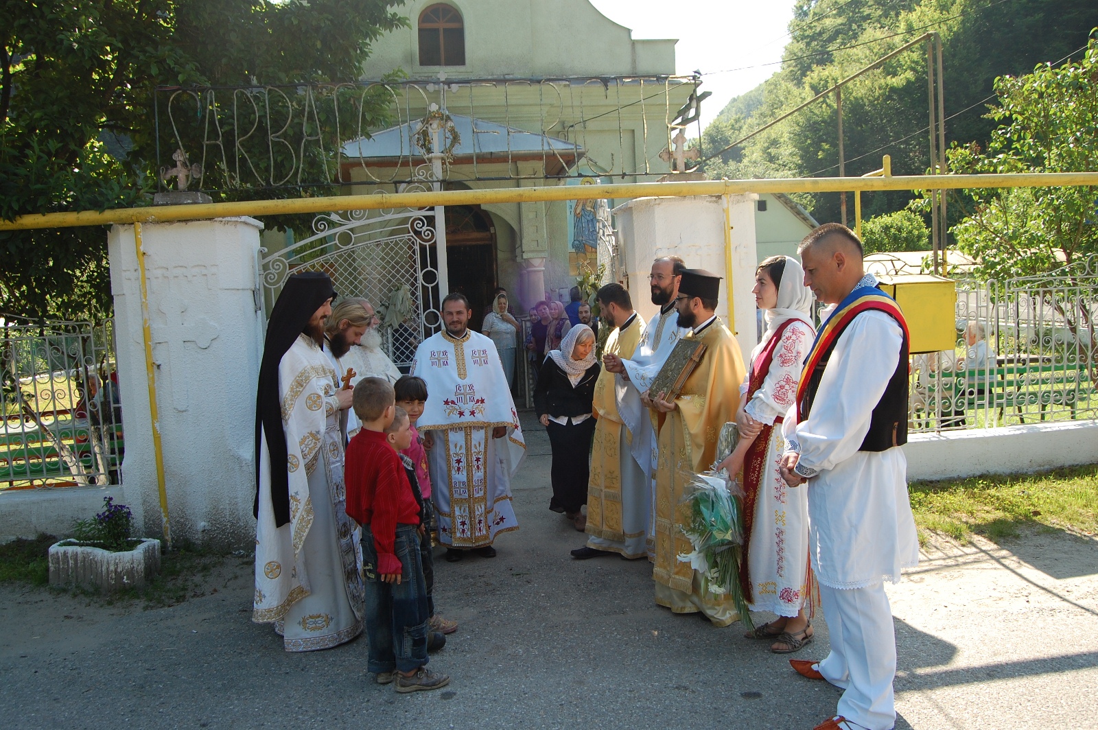 Vizită arhierească în parohia Nădrag Vizită arhierească în parohia Nădrag