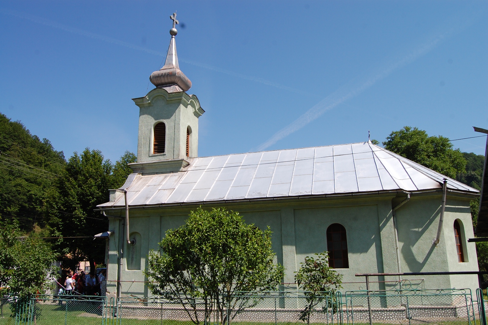 Vizită arhierească în parohia Nădrag