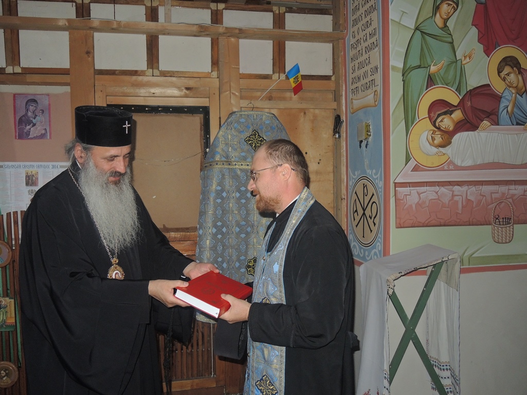 Vizită a Înaltpreasfințitului Teofan în Mitropolia Basarabiei