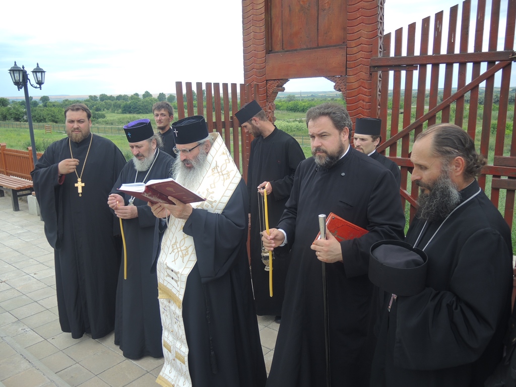 Vizită a Înaltpreasfințitului Teofan în Mitropolia Basarabiei