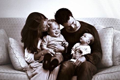 De ce aleg unele familii să nu creadă în Dumnezeu?