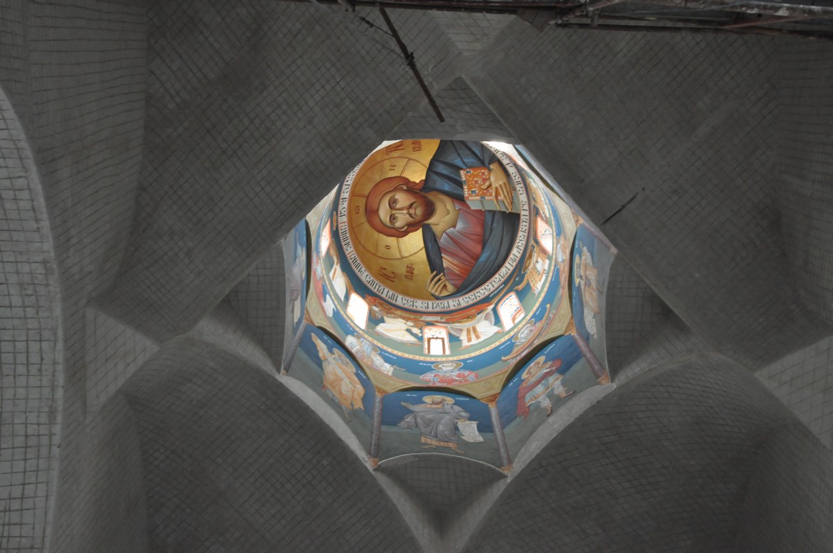 Moment aniversar în Parohia „Sfântul Iulian“ din Iaşi (GALERIE FOTO)