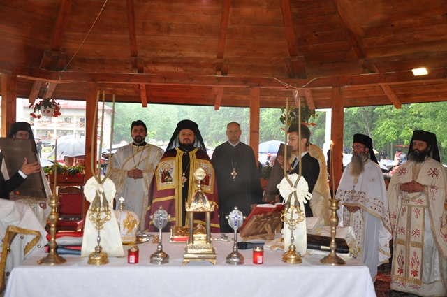 Odoare sfinte din Mitropolia Moldovei şi Bucovinei spre închinare la hramul Mănăstirii Bobota