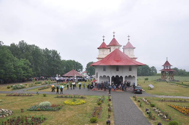 Odoare sfinte din Mitropolia Moldovei şi Bucovinei spre închinare la hramul Mănăstirii Bobota