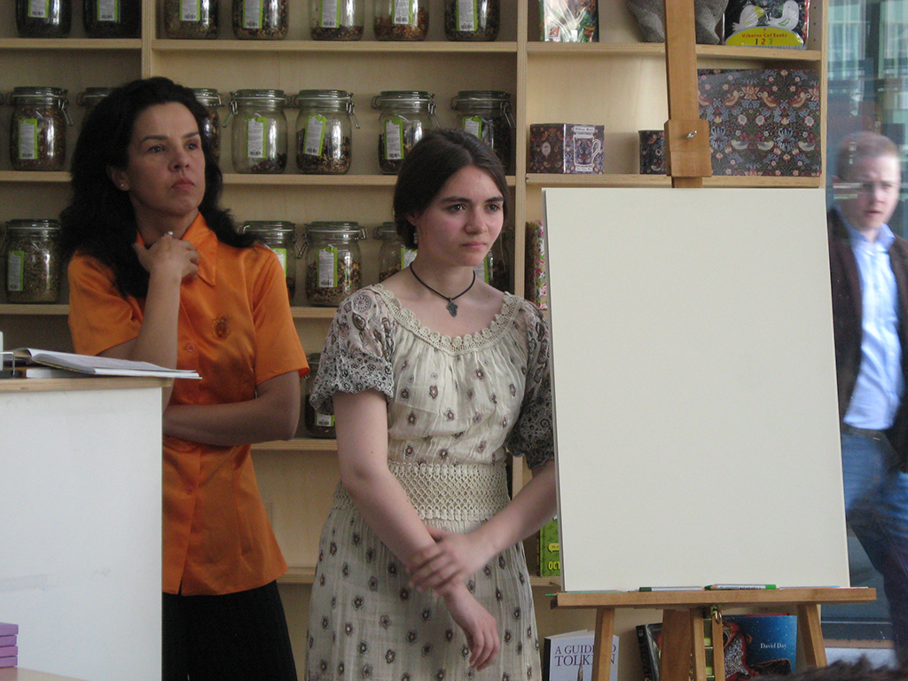 Lansarea cărţii Pasărea fericirii în cadrul evenimentului „O carte cât o întreagă aventură!“