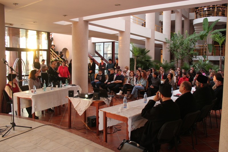 Programul cultural educativ la Şcoala Gimnazială „George Călinescu“ din Iaşi: „Copilăria este inima tuturor vârstelor“