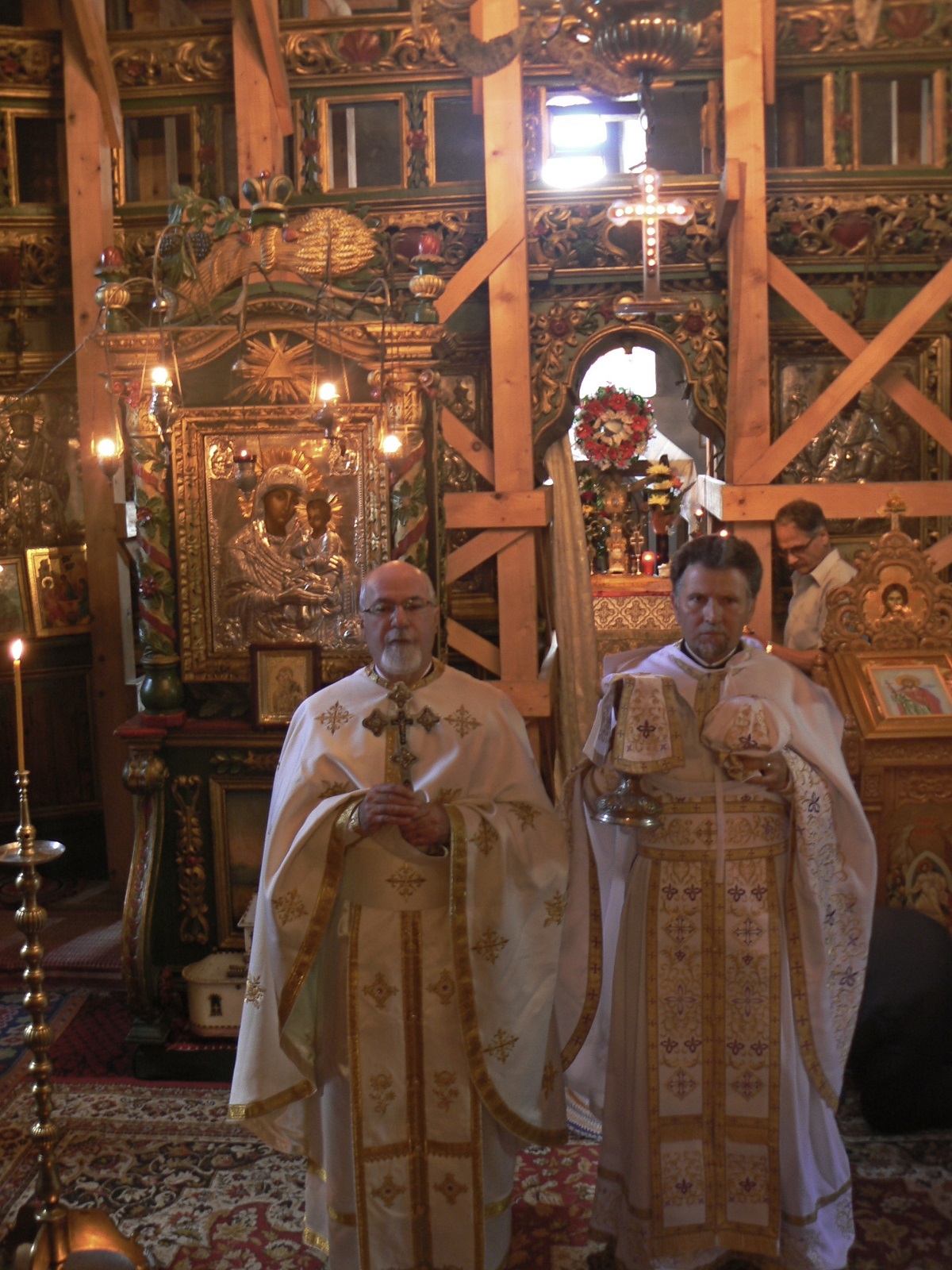 Sărbătoarea Sfântului Ioan cel Nou, la Biserica Nicoriţă din Iaşi Sărbătoarea Sfântului Ioan cel Nou, la Biserica Nicoriţă din Iaşi