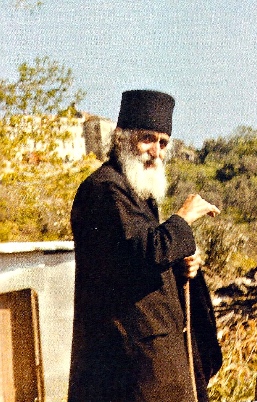 ﻿Dia­volul lucrează, dar lucrează şi Dumnezeu şi valorifică răul, transformându-l în bine